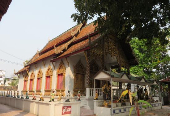 查斯里朋寺的照片