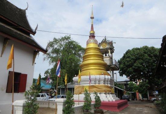 塞姆芒寺的照片