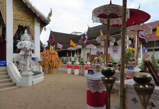 塞姆芒寺的照片