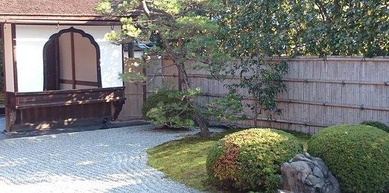 瑞峰院庭园的照片