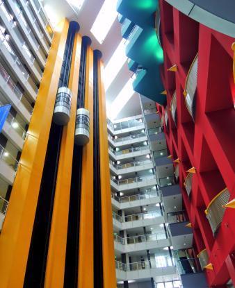 宇宙广场的照片