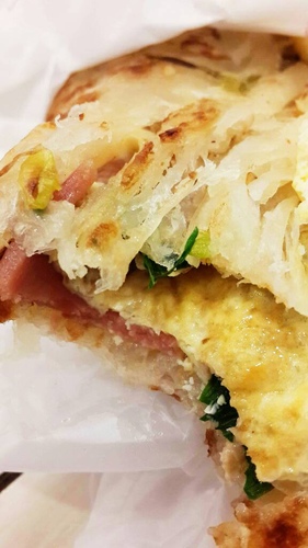 天津葱抓饼的照片